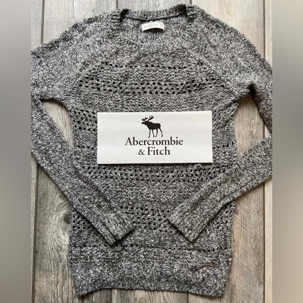 Abercrombie & Fitch Crewneck Sweater Eyelet Knit Design Oatmeal Beige Color - XS - Picture 7 of 7